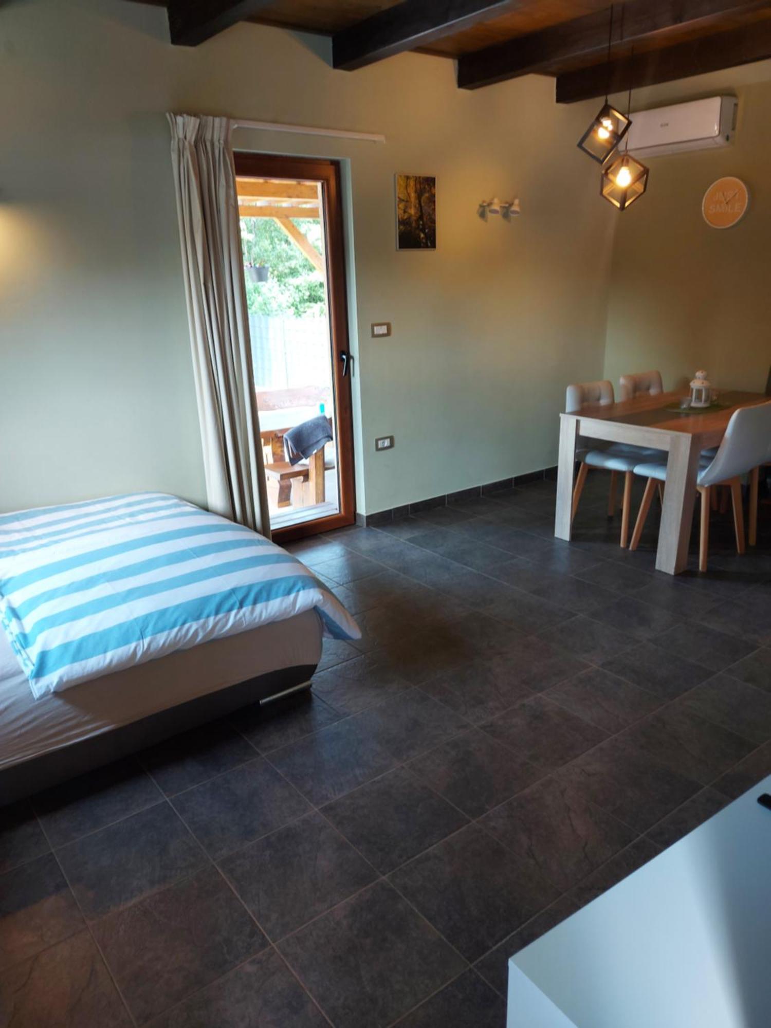 פאזין Guest House Flora חדר תמונה