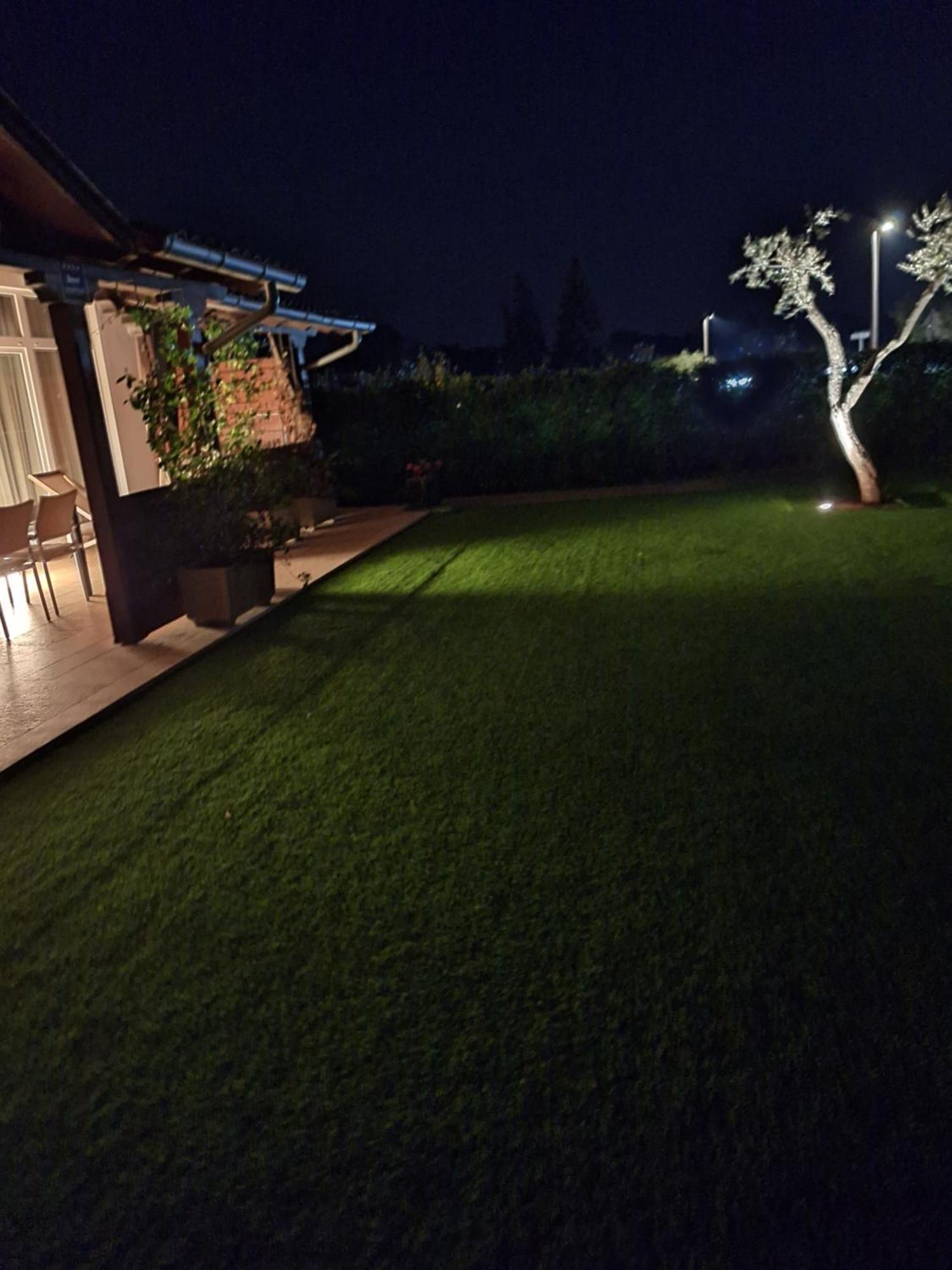 פאזין Guest House Flora מראה חיצוני תמונה